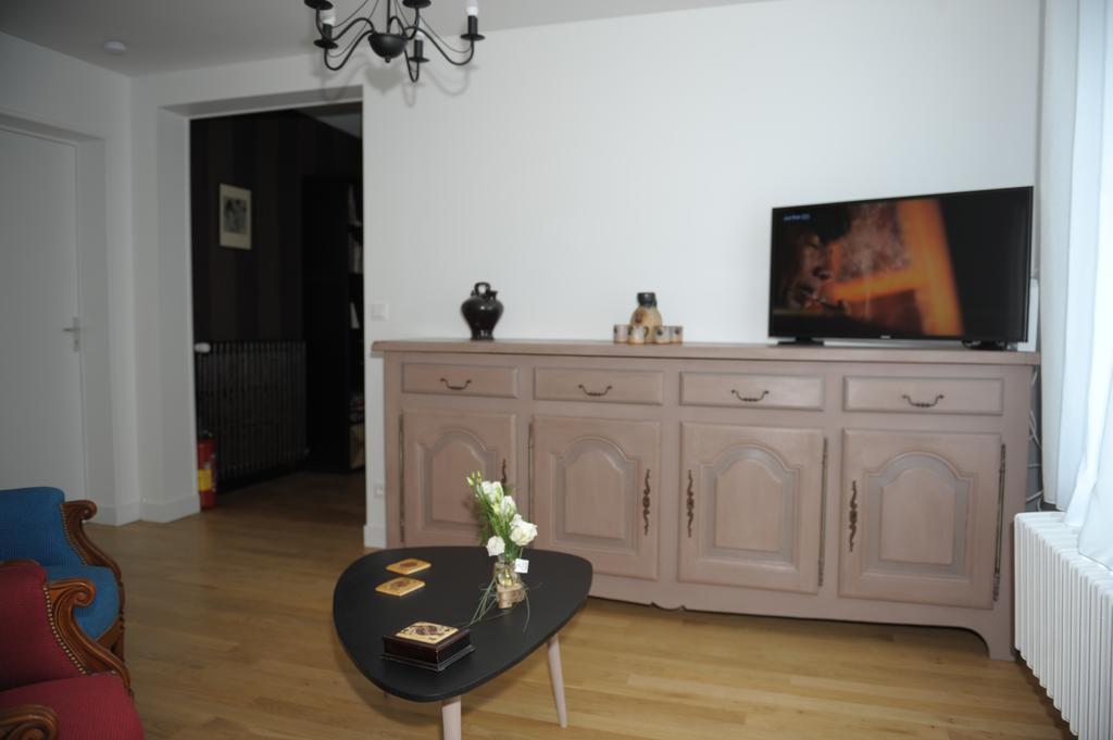 Au Coeur De Beauvais Bed & Breakfast Dış mekan fotoğraf