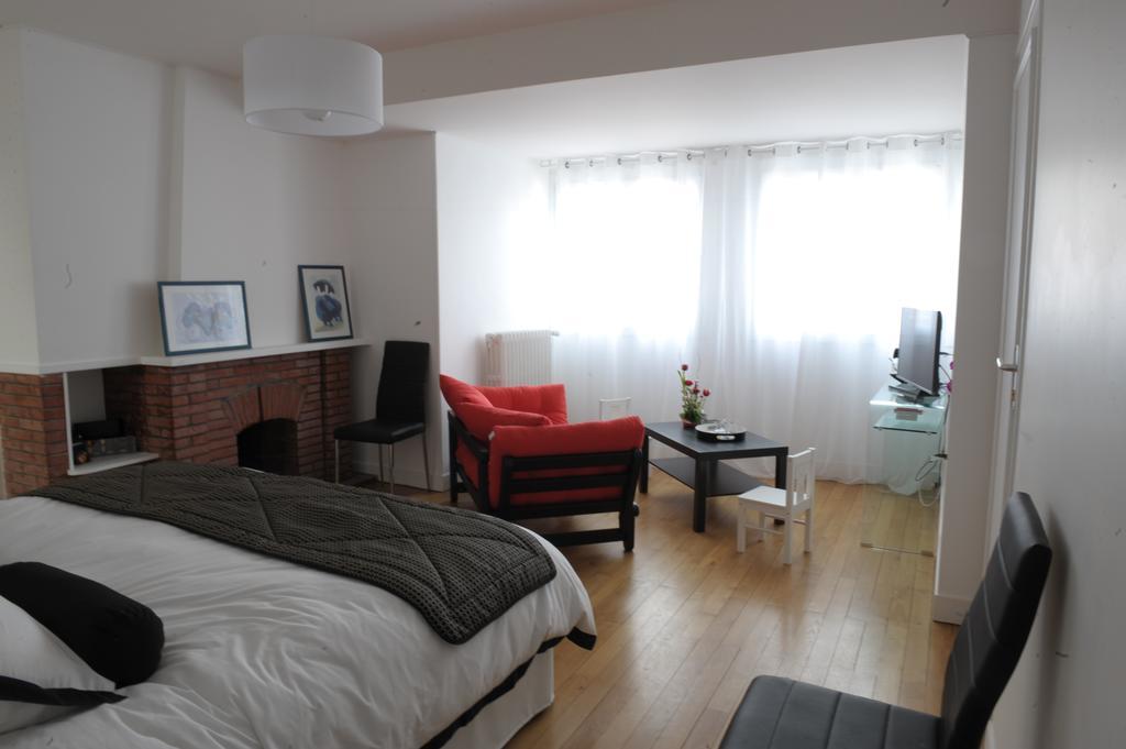 Au Coeur De Beauvais Bed & Breakfast Dış mekan fotoğraf